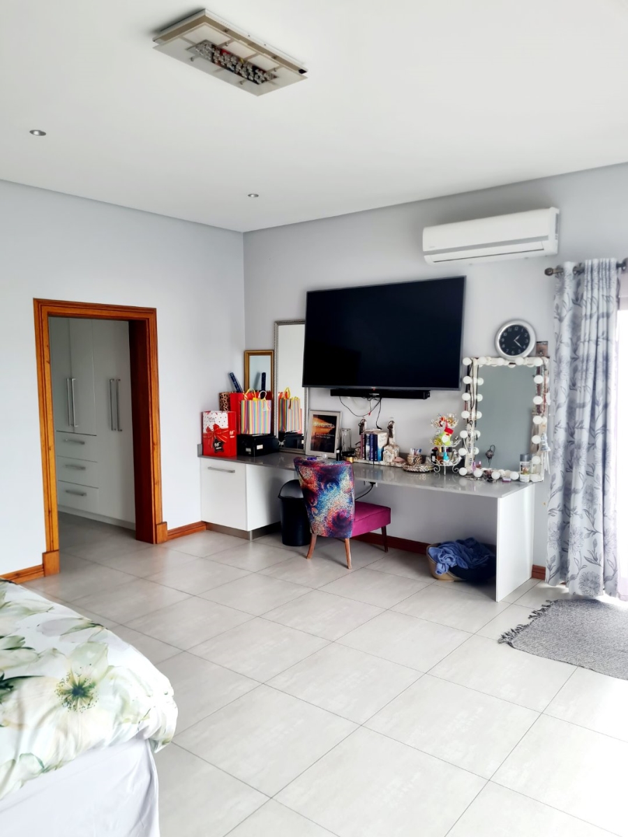 4 Bedroom Property for Sale in Heron Banks Golf Estate Free State